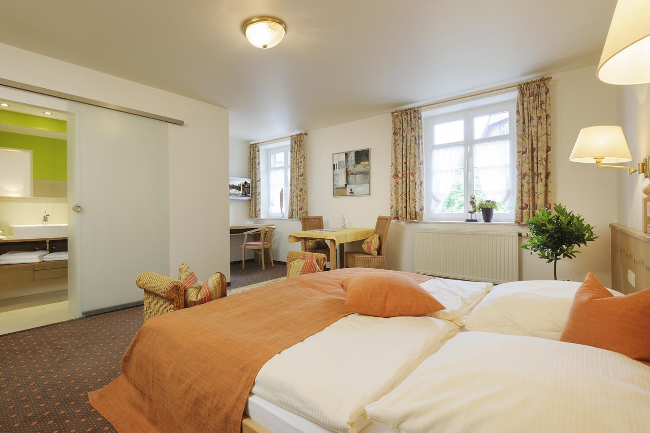 Landgasthof Zum Adler Lippertsreute Extérieur photo