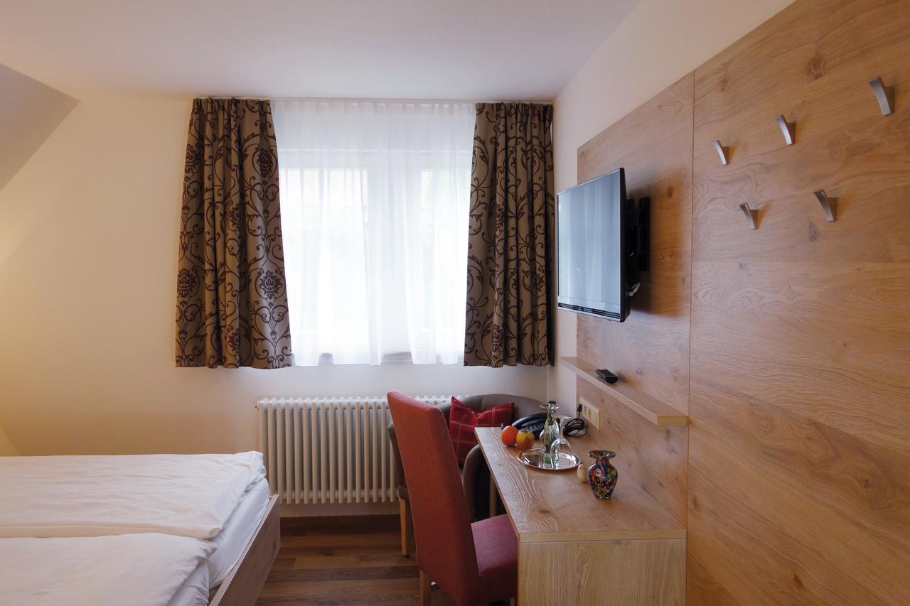 Landgasthof Zum Adler Lippertsreute Extérieur photo